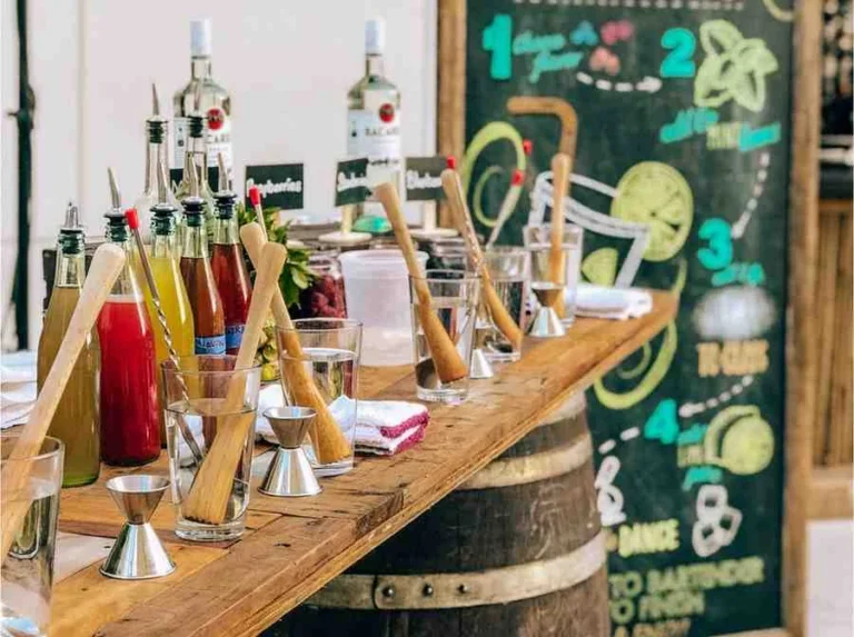 Handcrafted Cocktail Stations and Mobile Bars to Impress Guests at Your Boca Raton Wedding