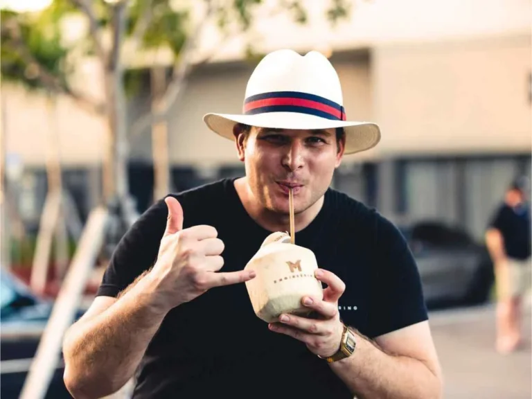 Savor the Flavor: Craft Cocktail Pairings for Your Culinary Showcase Event in South Florida